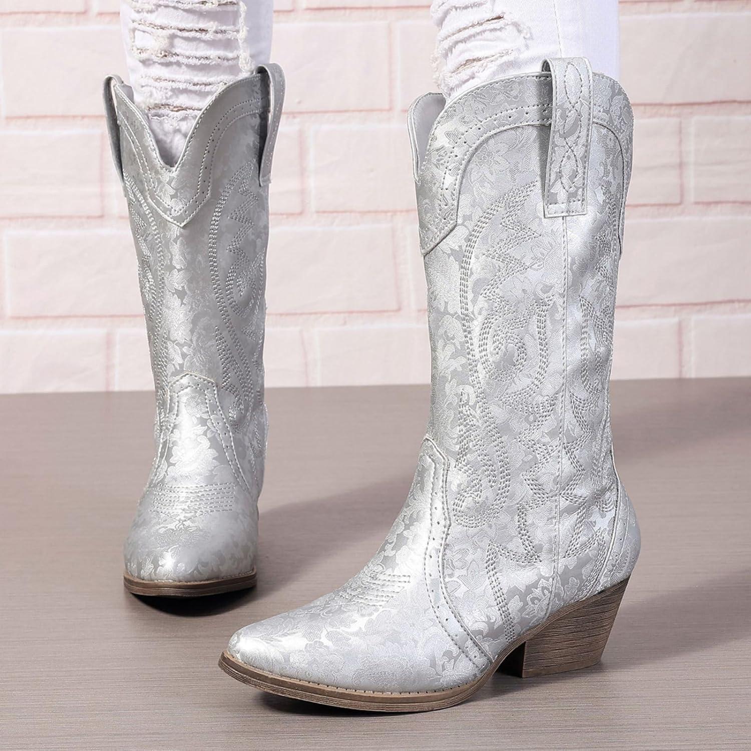 imageBottes de cowboy mimollet pour femme Bottes de cowgirl brodes Bout pointu Bottes occidentales pour femmes Bottes talons pais Bottes de veau larges Taille US 511Argent