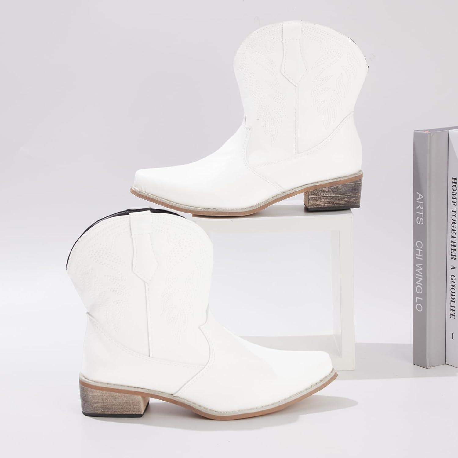 imageRemxi Bottines de cowboy western bout pointu pour femmeBlanc