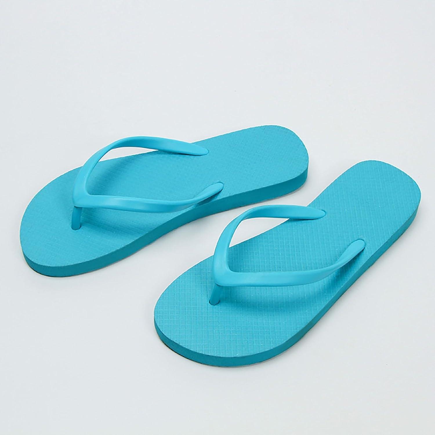 imageTongs pour Femmes Pantoufles de Douche pour Femmes Sandales Plates adaptes la Salle de Bain dt la Plage Piscine Tongs lgres et Basiques en Chaussures Scurit FemmesBleu Ciel