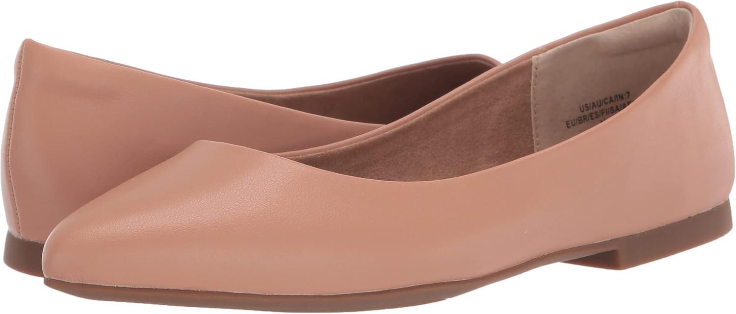 image:imageAmazon Essentials Femme Ballerines Bout PointuFauve Clair