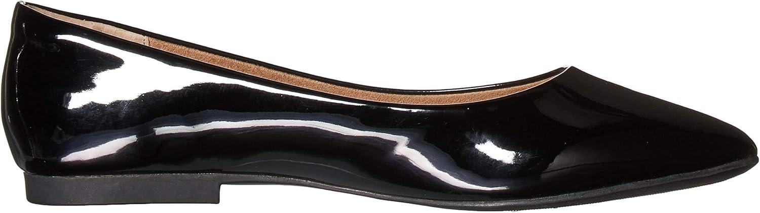 image:imageAmazon Essentials Femme Ballerines Bout PointuNoir Vernis
