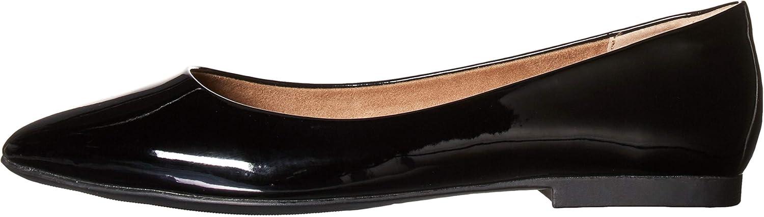 image:imageAmazon Essentials Femme Ballerines Bout PointuNoir Vernis