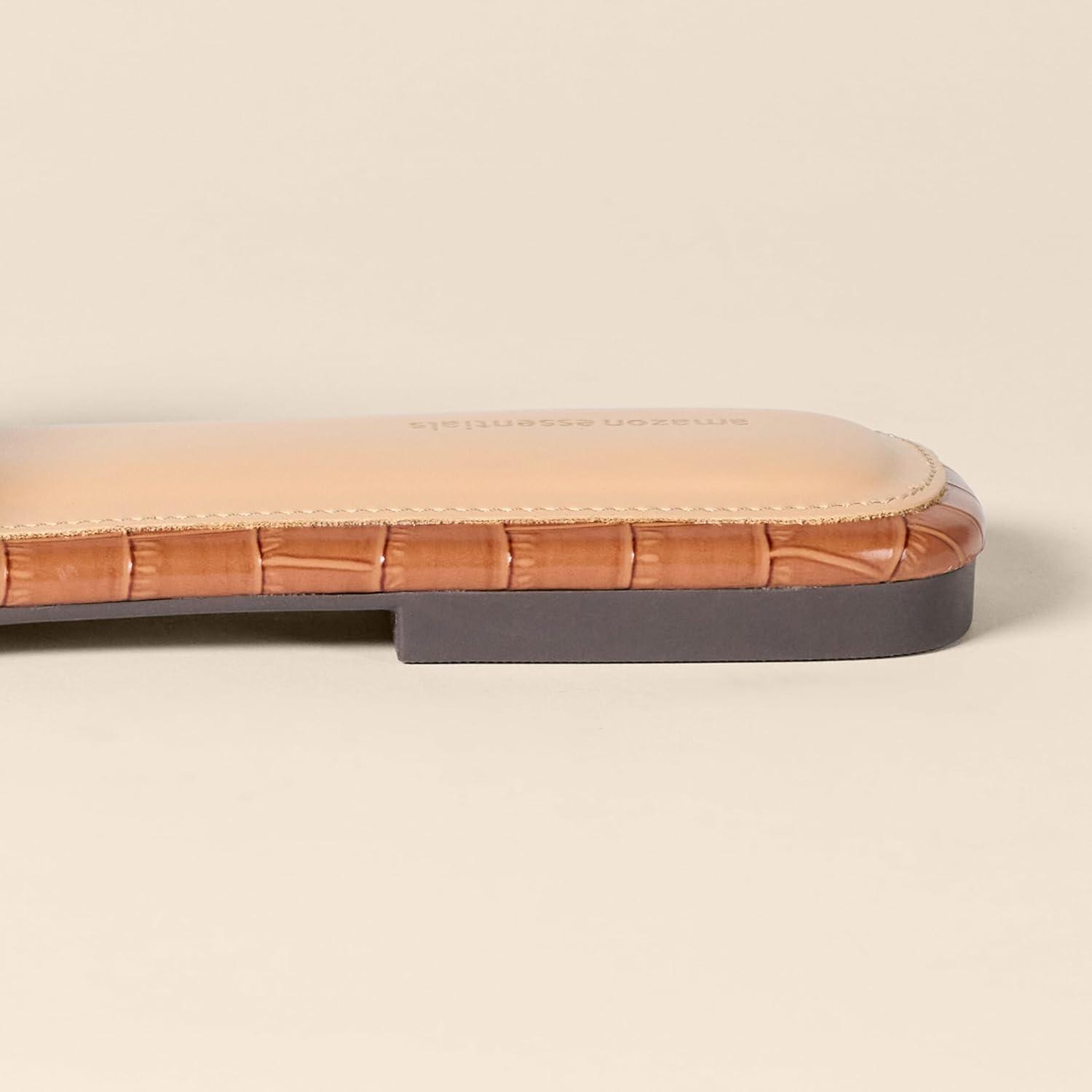image:imageAmazon Essentials Slide SandalsFausse Crocodile Brun Clair