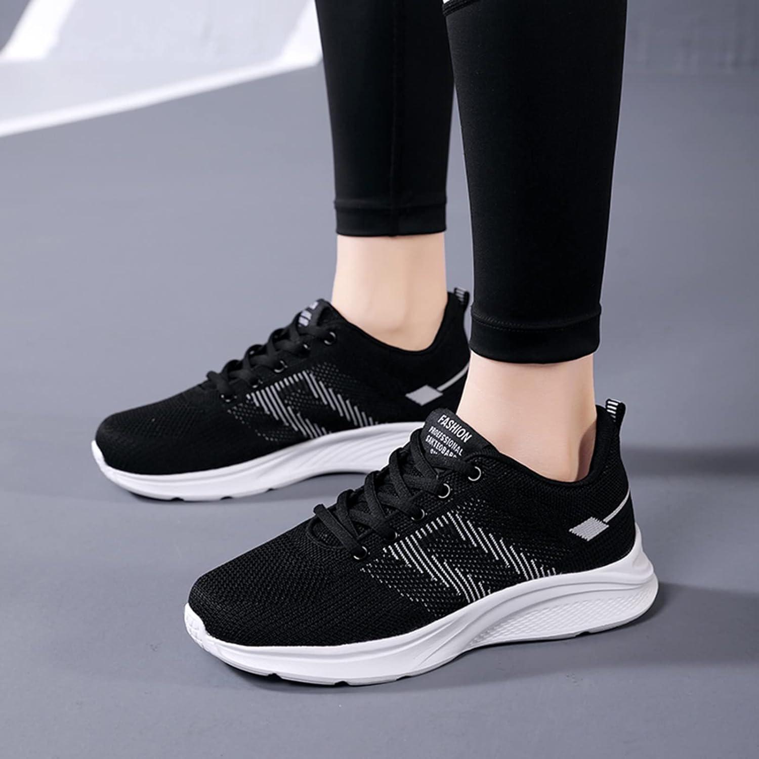 image:imageFemme Chaussures de Running pour Course Sports Fitness Respirant Mesh Gym Outdoor Trail Jogging Walking Tennis Baskets athltique Sneakers pour Femme011 Blanc