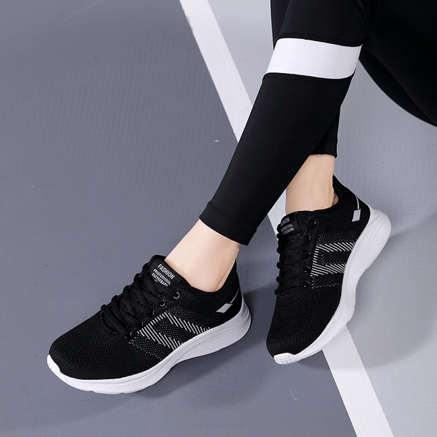 image:imageFemme Chaussures de Running pour Course Sports Fitness Respirant Mesh Gym Outdoor Trail Jogging Walking Tennis Baskets athltique Sneakers pour Femme011 Blanc