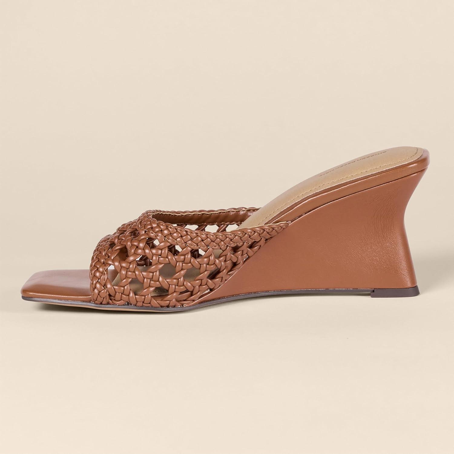 image:imageAmazon Essentials Femme Sandales Talons CompenssTissage de Canne Brun Clair