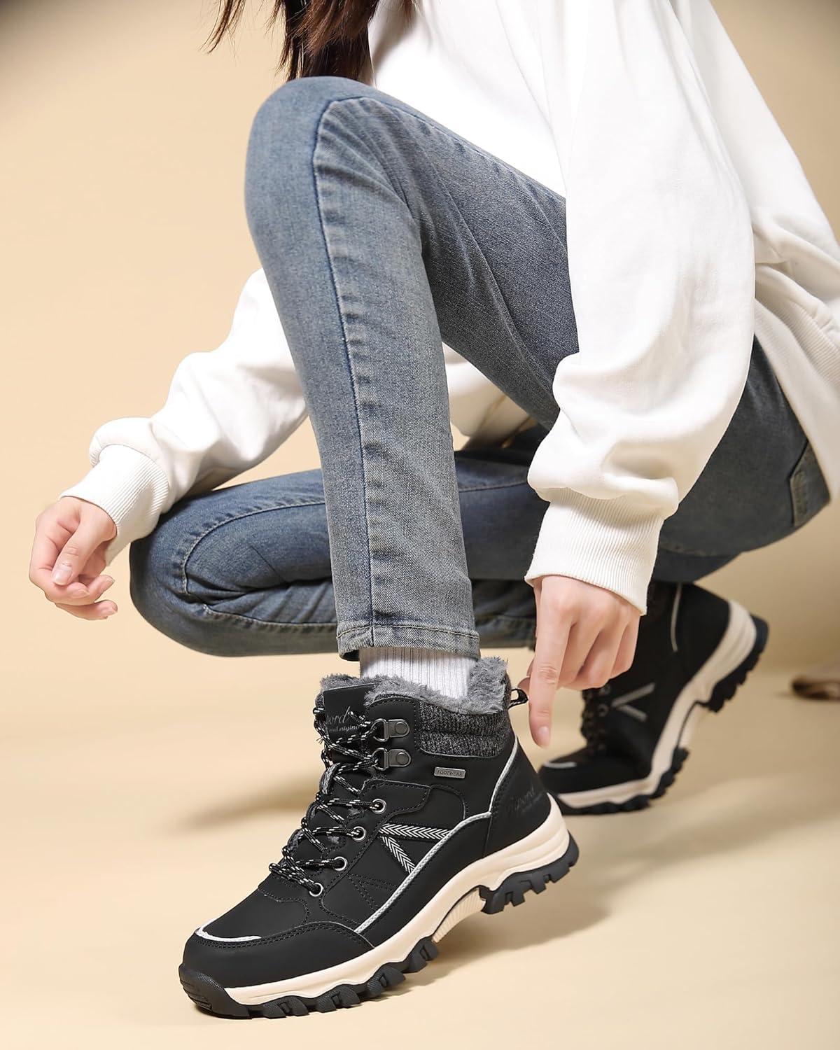 image:imageBottes de Neige Femme Hiver Bottines Fourres de Randonne Boots 3641Lignes Noires et Blanches