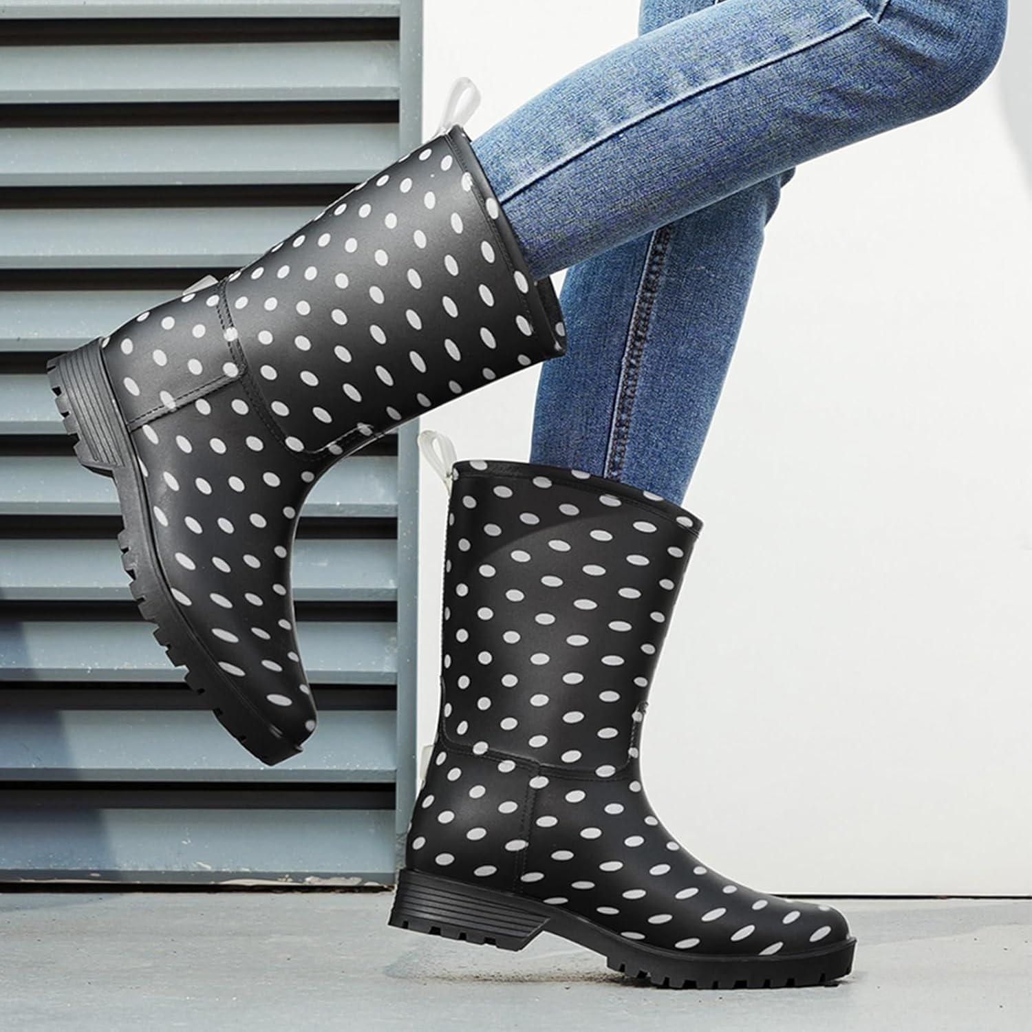 image:imageBottes de Pluie Chic pour Femmes Bottes en Caoutchouc Botte Tendance et Elgante Bottines de Pluie Antidrapant et Durable Jardin BootsNoir Blanc