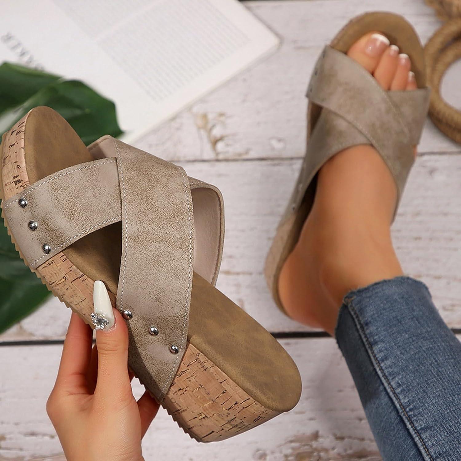 image:imageMules compenses pour femme Sandales compenses lgantes en cuir Confortables Antidrapantes Dcontractes Rivets Sandales dt Pour la plage et les vacancesT 6 Kaki