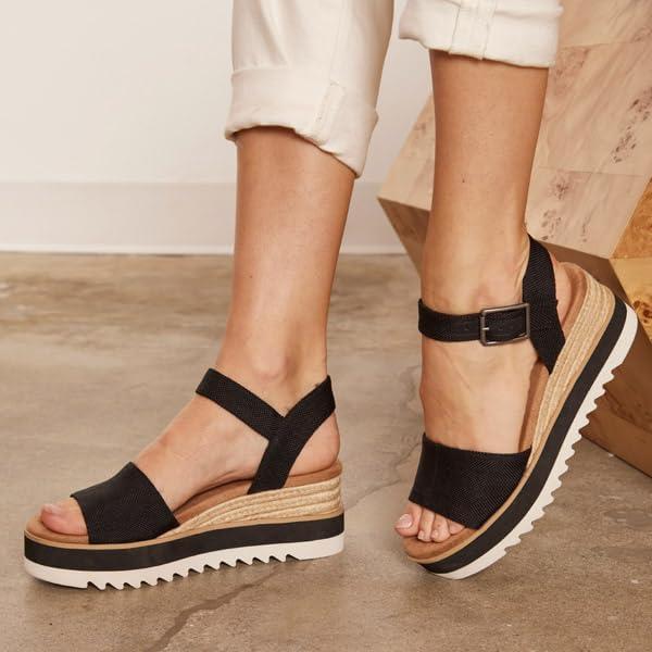 image:imageTOMS Sandales Diana pour femme large largeur Daim bleu ciel dlavNoir