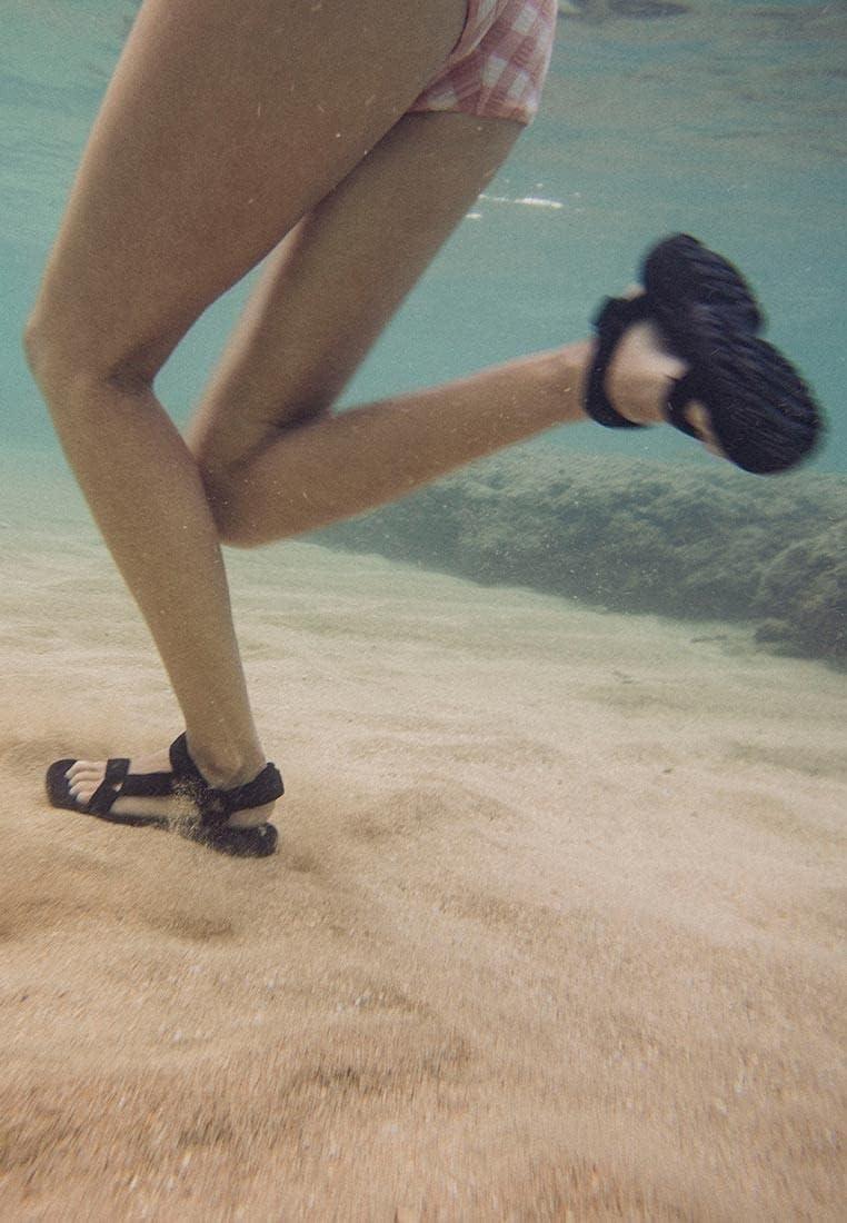 image:imageTeva Hurricane Xlt 2 Sandal Kids Sandales Bride arriere mixte enfantNoir Black Blk